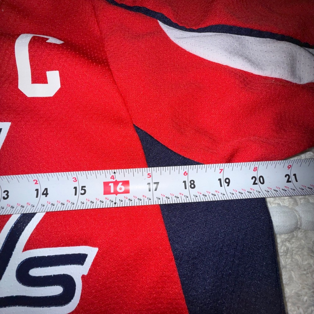 Reebok Washington Capitals Jersey Youth L/XL Red Ovechkin 8 NHL Hockey Captain C - Picture 5 of 7
